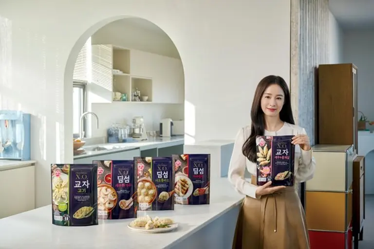 ‘X.O. 만두’ 배우 김태희 엄마의 초능력편 TV CF 공개