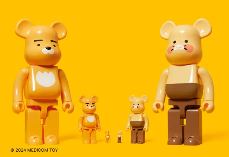 카카오프렌즈의 라이언과 춘식이가 베어브릭으로 변신한 굿즈 상품 이미지. (카카오 제공)