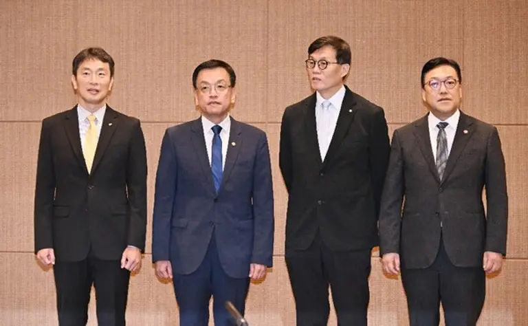 왼쪽부터 지난 9월 19일 거시경제금융회의에 참석한 이복현 금융감독원장, 최상목 부총리 겸 기획재정부 장관, 이창용 한국은행 총재, 김병환 금융위원장이다. [출처: 기획재정부]