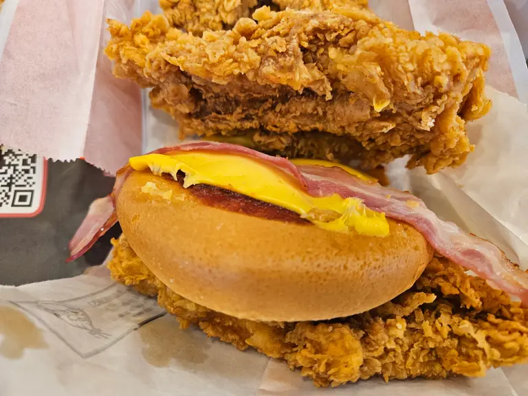 업사이드다운 징거 근접 사진.