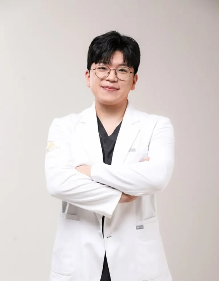 메이린의원 청주점 허두보 원장