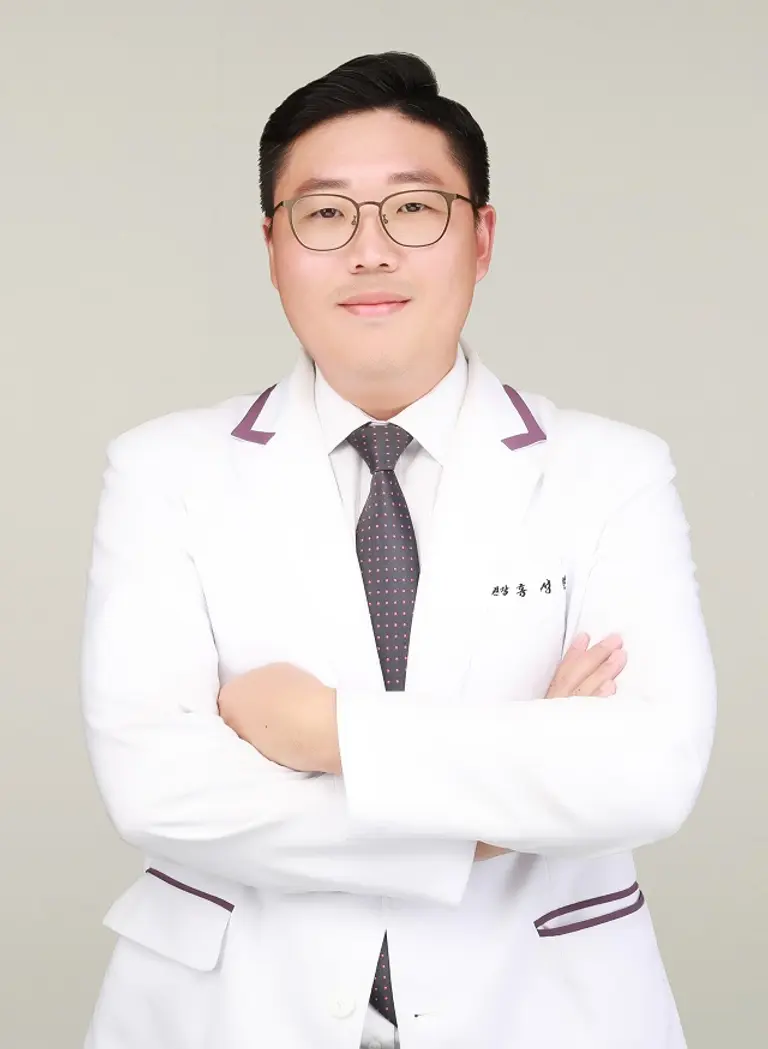 남양주 속편한아산내과 홍성철 대표원장