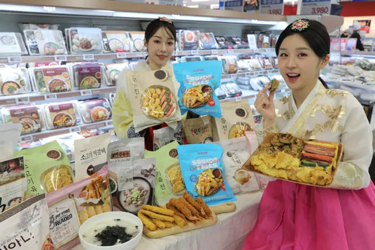 이마트가 다가오는 설 명절을 앞두고 손이 많이 가는 명절 음식들을 간편하게 준비할 수 있는 ‘명절 간편 제수용품 할인 행사’를 선보인다. (사진제공=이마트)