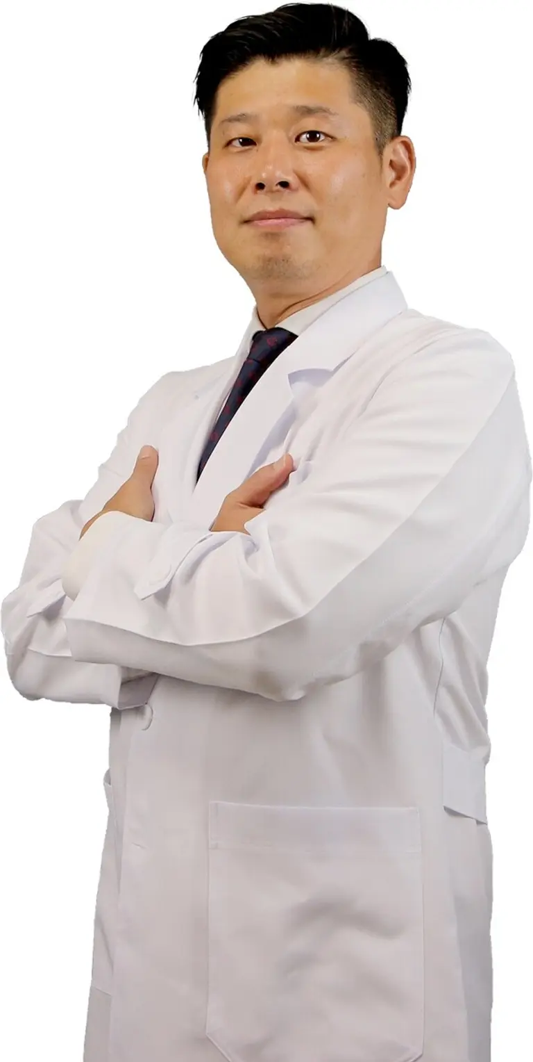 로이스치과의원 창원점 조정민 대표원장