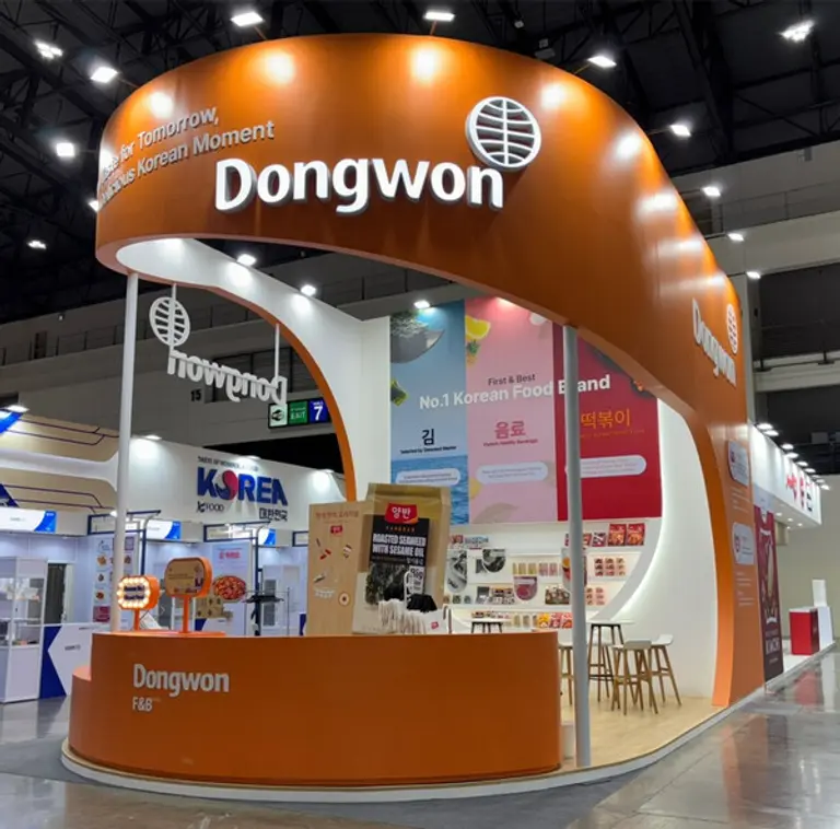 동원F&B 부스 전경