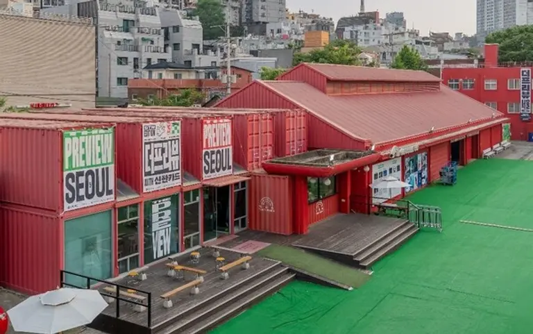 더프리뷰서울 2025 전경사진