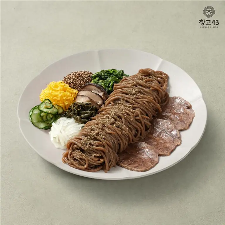 창고43, 신메뉴 ‘산채들기름골동면’ 