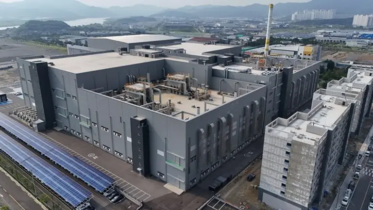 엘앤에프 대구 구지 3공장 전경