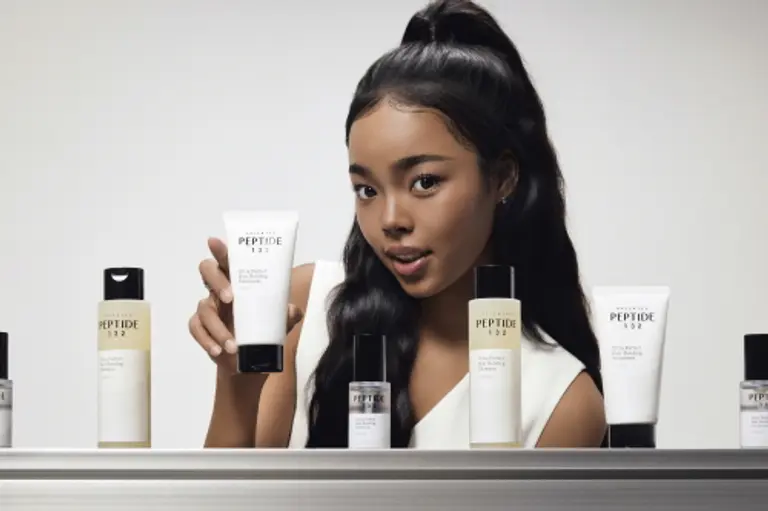 자사 브랜드 모델 박제니(사진 제공: 코스알엑스)