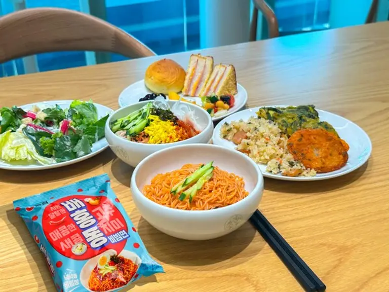 농심 스카이허브라운지 배홍동 메뉴 운영 연출 사진