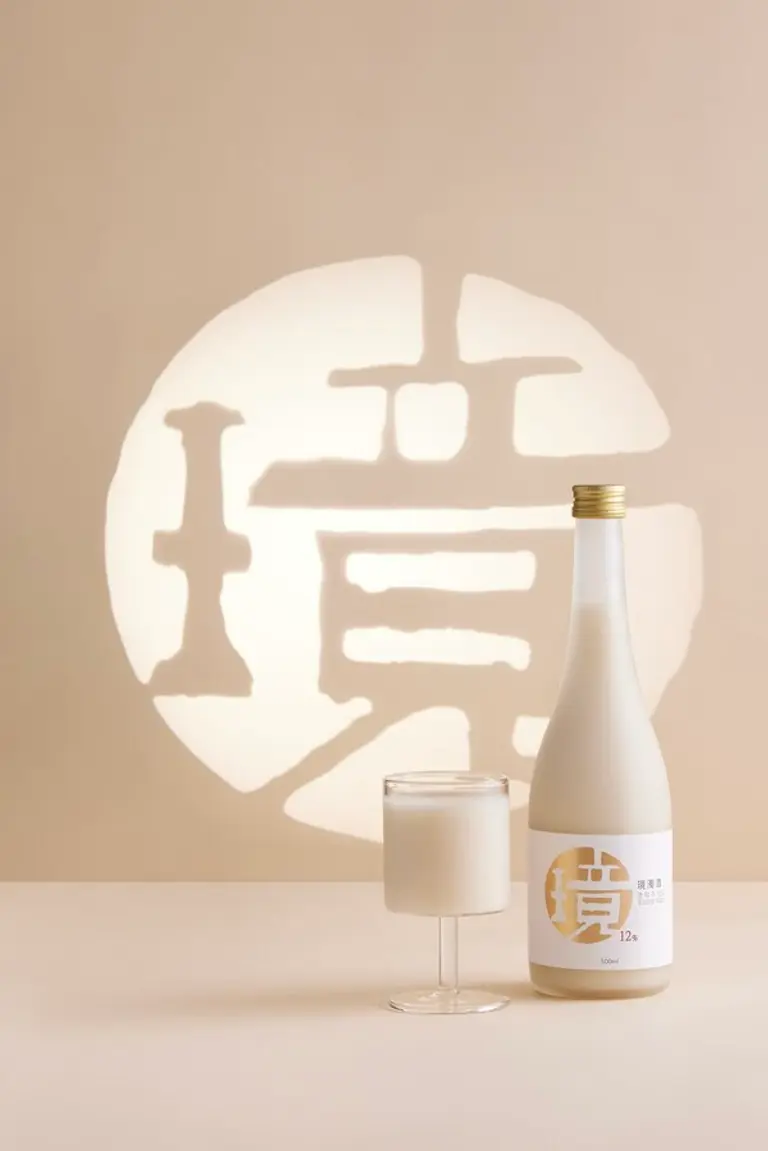 신세계면세점, 성시경 참여 프리미엄 막걸리 ‘경탁주 12도’ 최초 입점