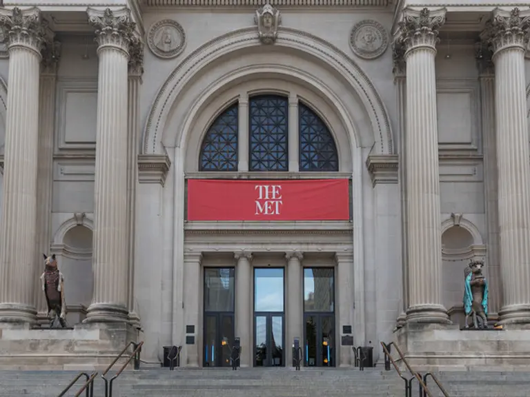 《더 제네시스 파사드 커미션: 제프리 깁슨, The Animal That Therefore I Am》전시 전경. (제공 제네시스)