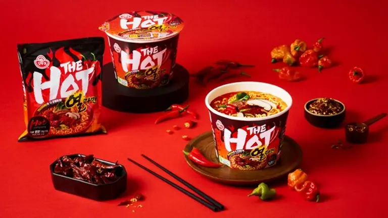 오뚜기 더핫 열라면 용기면 연출컷