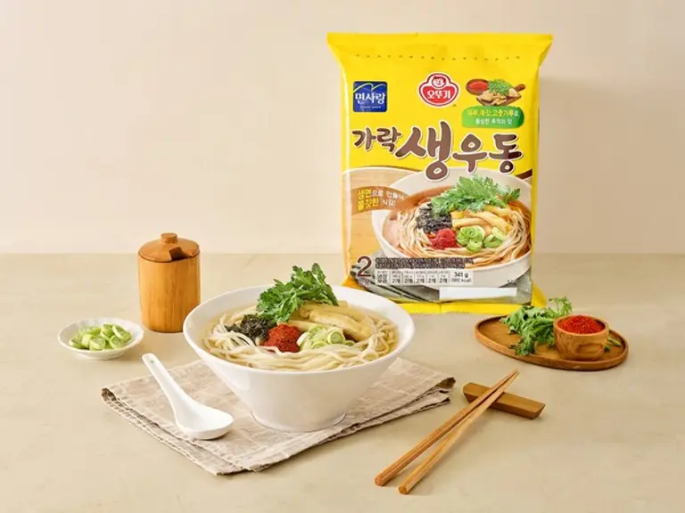 오뚜기 가락생우동 연출컷