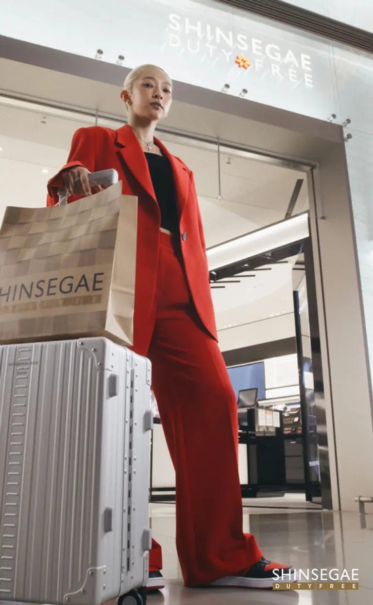신세계면세점과 글로벌 댄서 쿄카가 함께한 ‘면세 쇼핑도 나답게, 신세계답게’ 캠페인 화보.