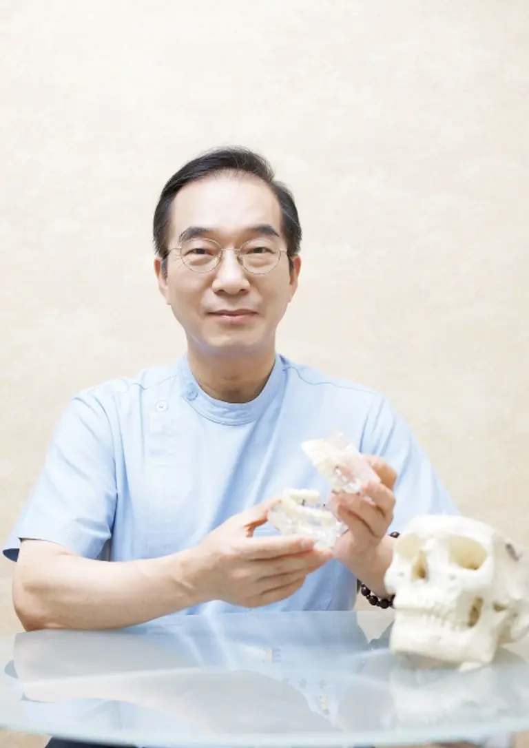 교대 이엔이치과 임창준 원장(구강악안면외과 전문의)