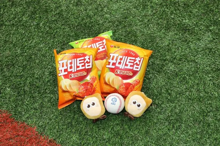 농심 포테토칩 K-양념치킨맛 KBO 협업 연출 이미지