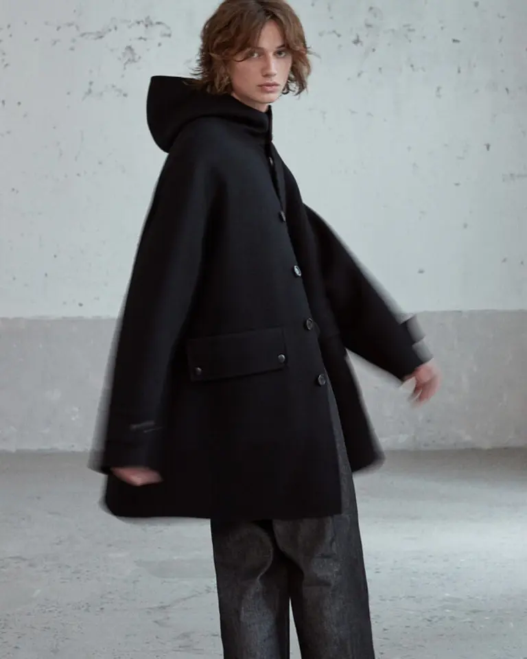 캠브리지멤버스 신규 캐주얼 라인 