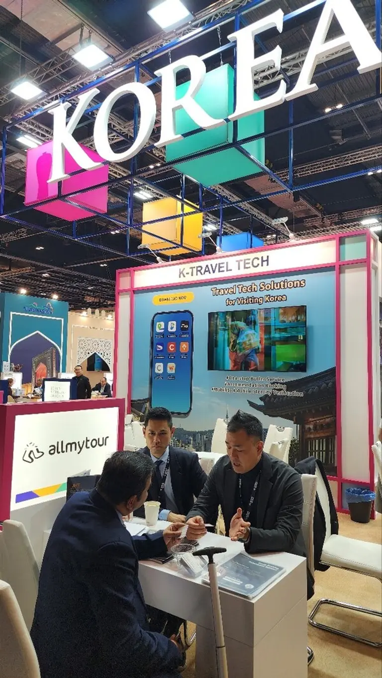 올마이투어 ‘WTM 런던 2025’ 부스 현장 모습 (사진=올마이투어)