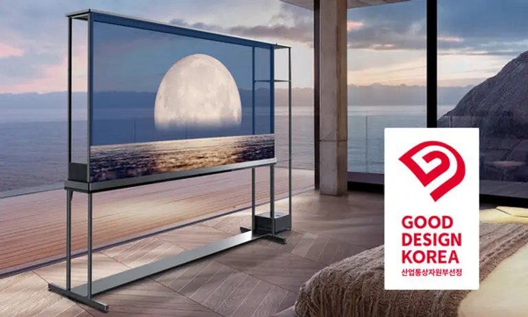 최고상인 대통령상을 받은 세계 최초 투명·무선 TV 