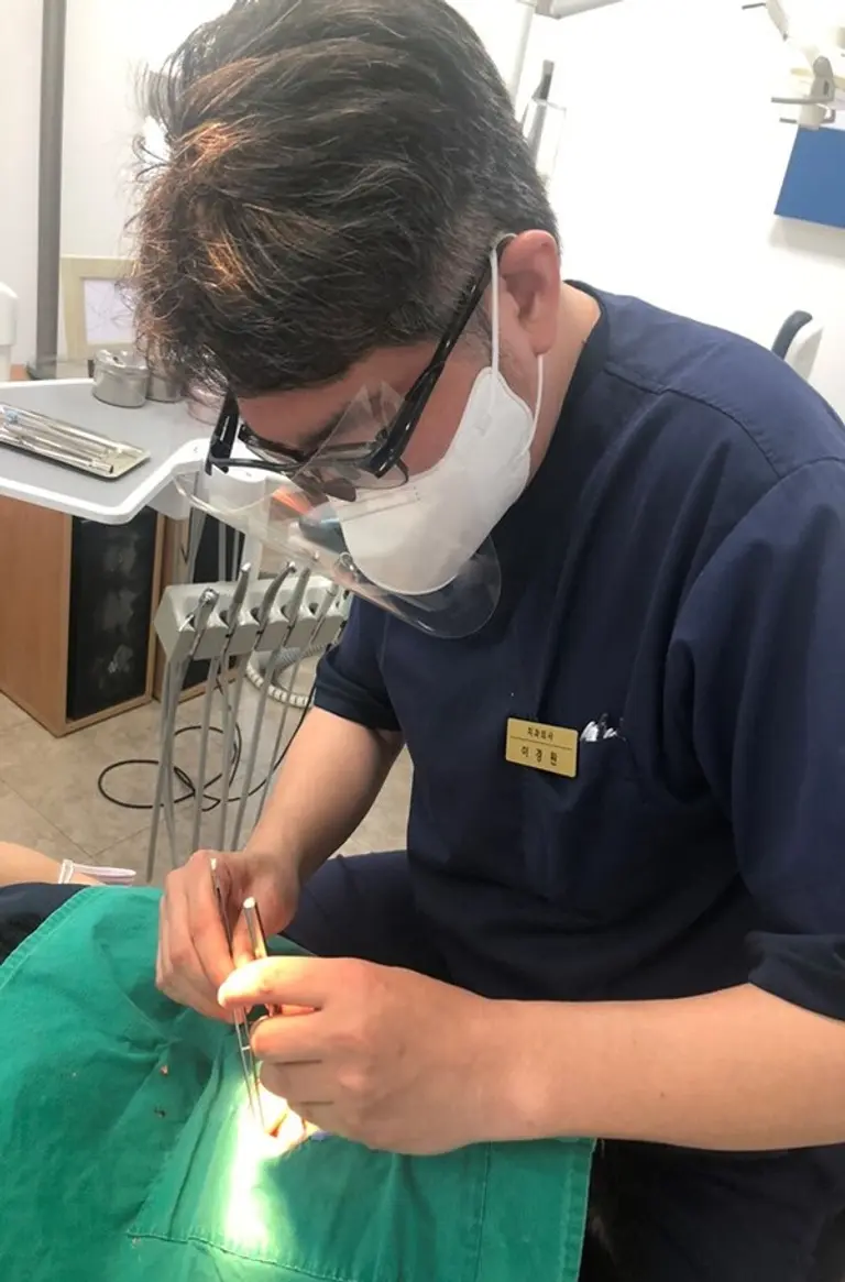 만덕치과의원 이경원 원장