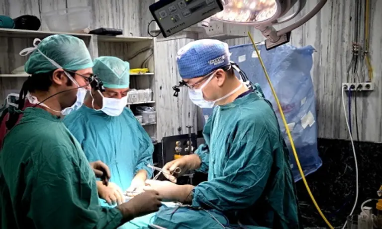 땡큐성형외과 권정우 대표원장