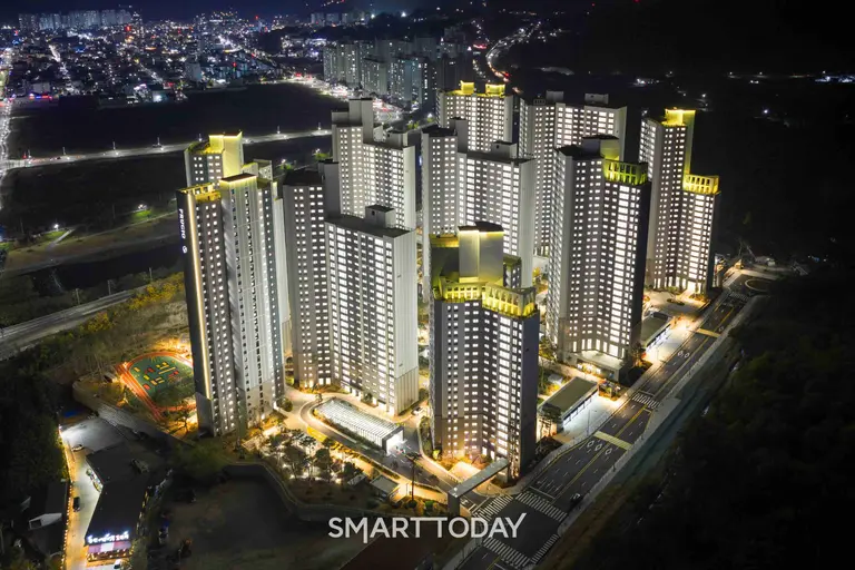 광양 푸르지오 센터파크 단지(점등식) 모습 (사진=대우건설)