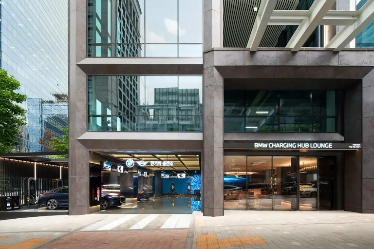BMW 차징 허브 라운지 사진. BMW 코리아 제공