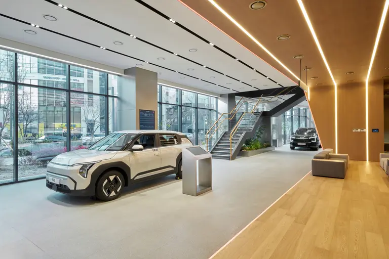 기아 시흥 플래그십 스토어 내부 전경. 현대자동차 그룹