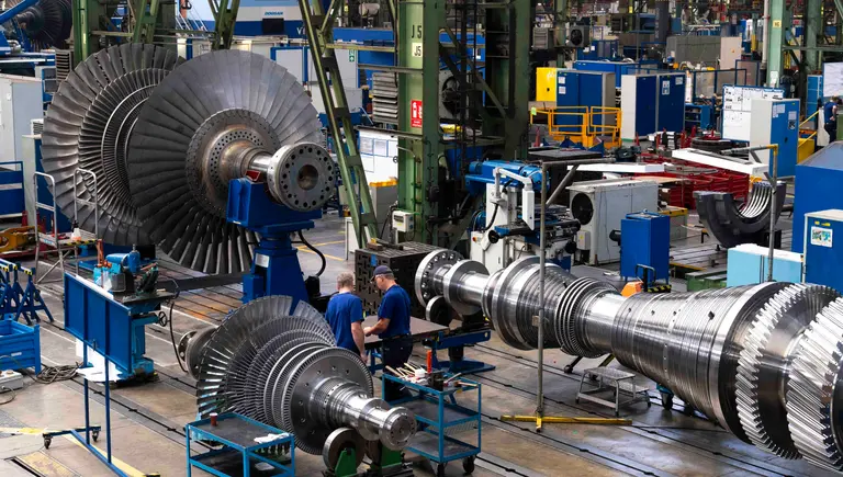 체코 플젠에 위치한 두산에너빌리티의 체코 자회사 두산스코다파워 공장에서 증기터빈이 제작되는 모습. 두산에너빌리티 제공