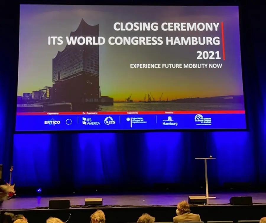 ◇15일 폐막된 제27회 ITS 월드콩그레스(사진: ITS World Congress 트위터 캡처)