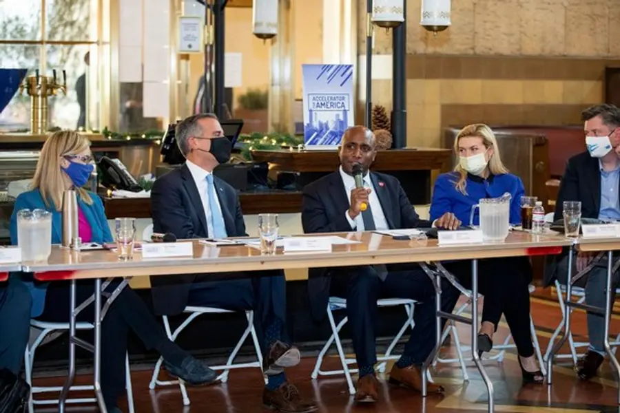 '미국을 위한 악셀러레이터'