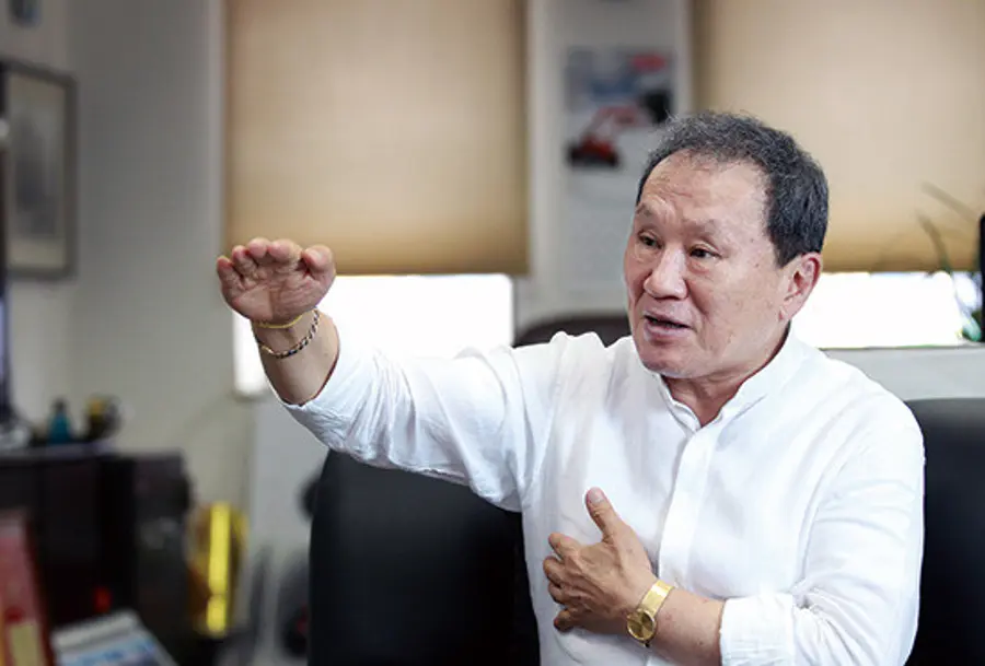  * 벽산그룹 창업주 김인득 회장의 차남으로 TYM을 창업한 김희용 회장. 