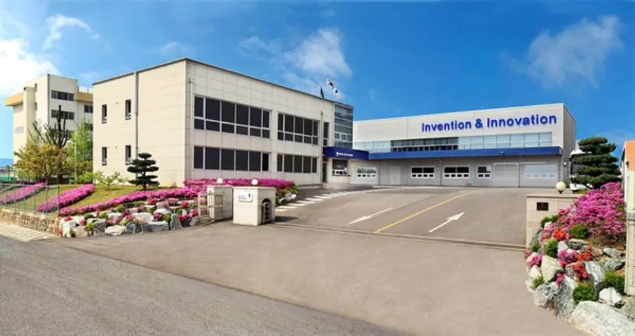  * 닛다무아 건물 전경 사진.