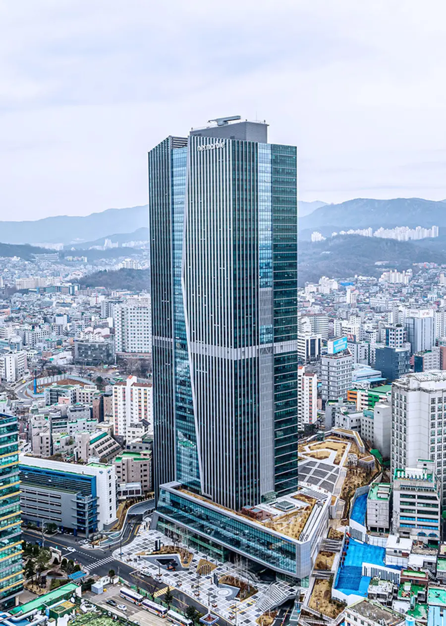 인공지반녹화대상에서 환경부장관상을 수상한 지-타워 (사진. 롯데건설)