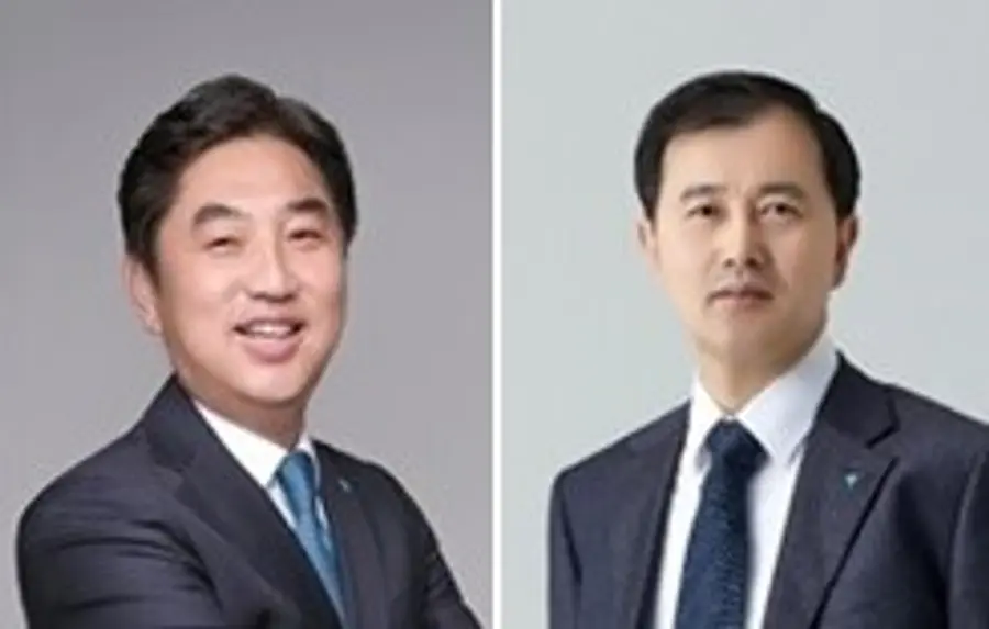 왼쪽부터 연말 인사에서 승진한 이동열 부행장(충청영업그룹 대표)과 이은배 부행장(중앙영업본부 지역대표). [출처: 하나은행]