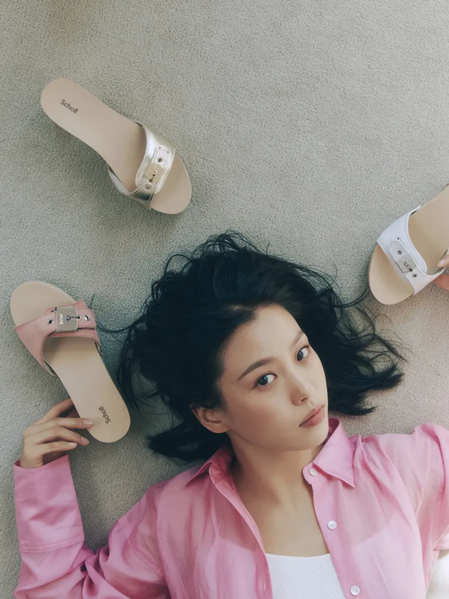 숄의 고민시 슈즈 (사진. 삼성물산)