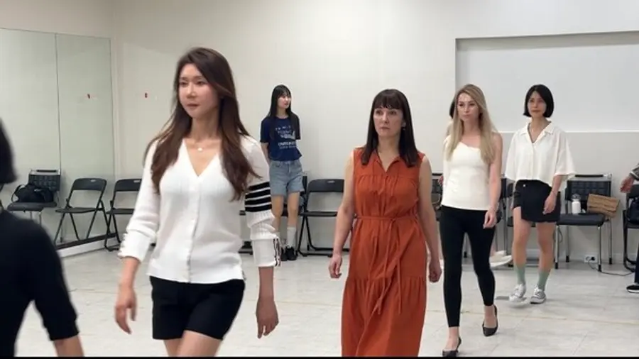 사진2: 모델 이유경, 윤미호, 옐레나, 장윤희