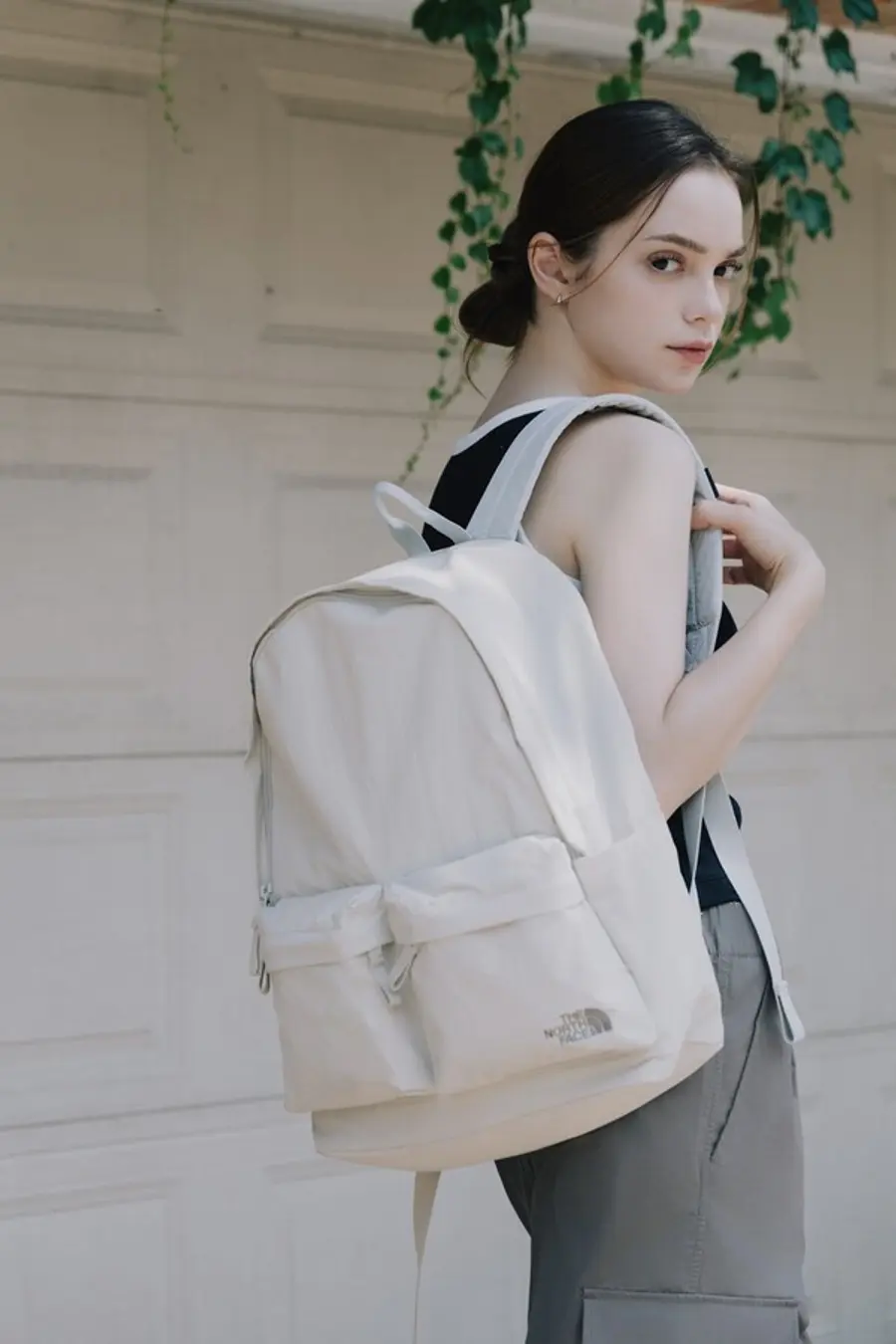 400g의 경량성에 넉넉한 수납공간을 갖춘 ‘TNF 데이 팩’ (사진제공. 노스페이스)