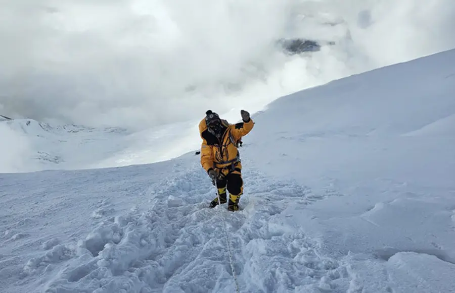 대한산악연맹 2024 한국 마나슬루 꿈의 원정대 등반장면 (사진제공= 대한산악연맹)