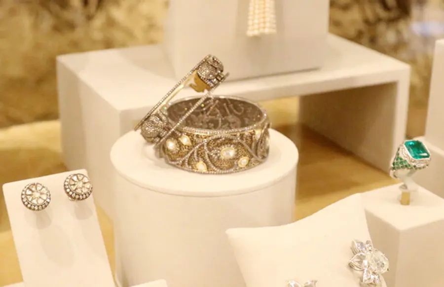 신세계백화점이 청담 분더샵 1층에 170 전통의 인도 앤티크주얼리의 팝업스토어를 열었다 (사진제공=신세계백화점)