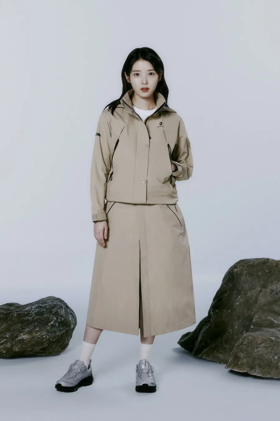 블랙야크 2025 봄 시즌 아이유 화보 (사진=블랙야크)