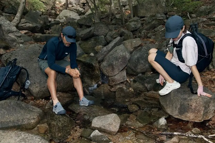 K2는 여름을 겨냥해 계곡 산행부터 일상까지 착용이 가능한 기능성 아웃도어 샌들 2종을 출시했다. (사진=K2)