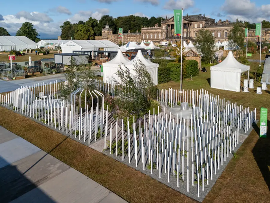 ‘RHS 플라워쇼 웬트워스 우드하우스 2025’에 조성된 ‘정원이 속삭이다(Garden Whispers)’ (사진=현대건설)