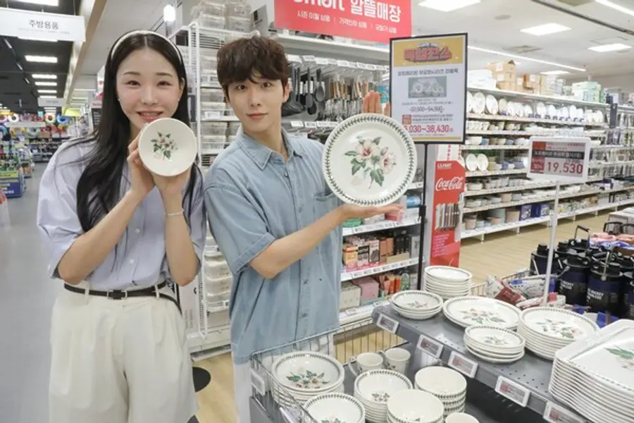 이마트가 포트메리온 무궁화 시리즈를 글로벌 단독으로 출시한다 (사진=이마트)