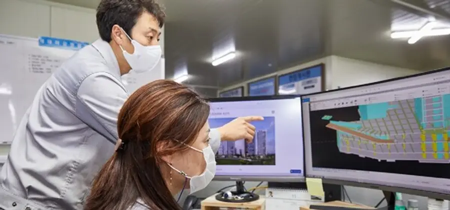AI(인공지능)와 DX(디지털 전환) 기술을 통해 현장 상황을 본사와 실시간으로 공유한다. (사진제공=HDC현대산업개발)