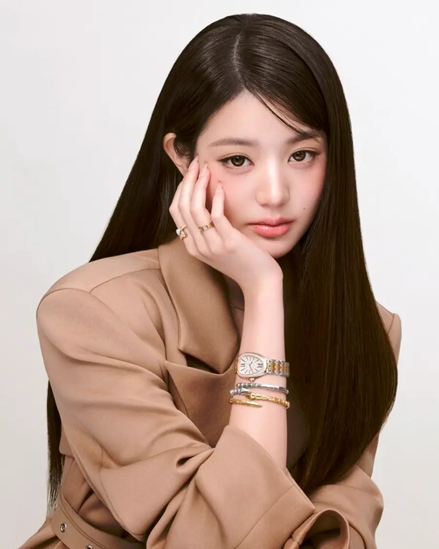 장원영 가을 캠페인 이미지 (사진=불가리)