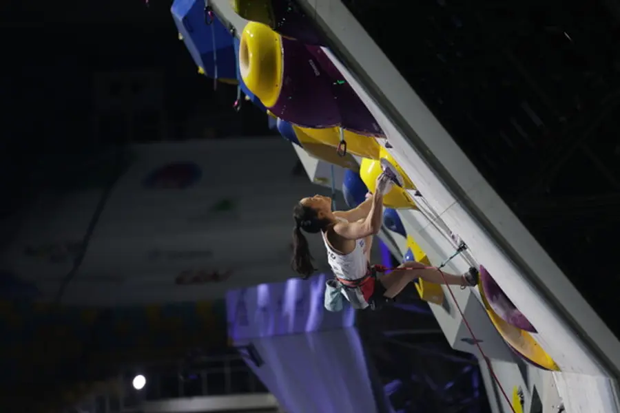 서울 스포츠클라이밍 & 파라클라이밍 세계선수권대회 리드종목 동메달을 획득한 서채현 선수 경기 장면 (사진=대한산악연맹)