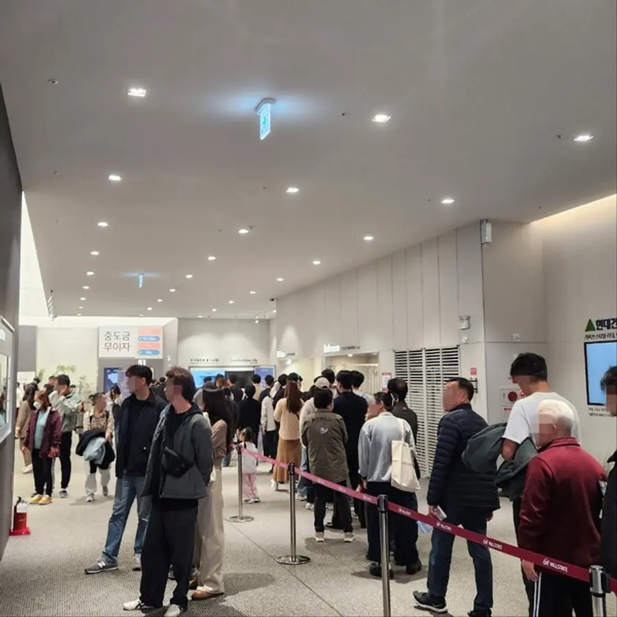 힐스테이트 광명11(가칭) 견본죽택에 주말동안 많은 방문객들이 다녀갔다. (사진제공=현대건설)