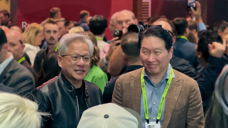 GTC 2026 SK하이닉스 전시 부스를 찾은 최태원 SK그룹 회장(오른쪽)과 젠슨 황 엔비디아 CEO. SK하이닉스 제공